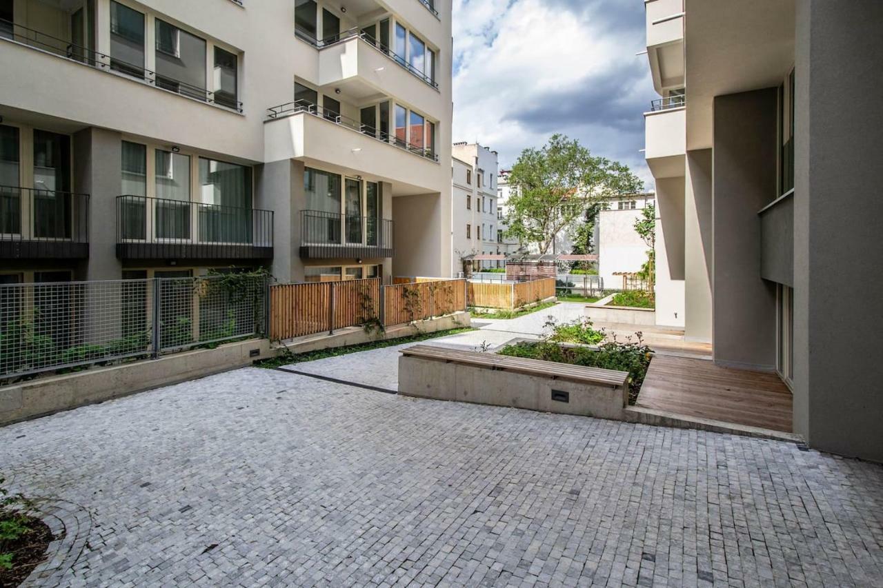 Design 3Bdr Apartment In Residence, Free Parking Prague Exterior photo