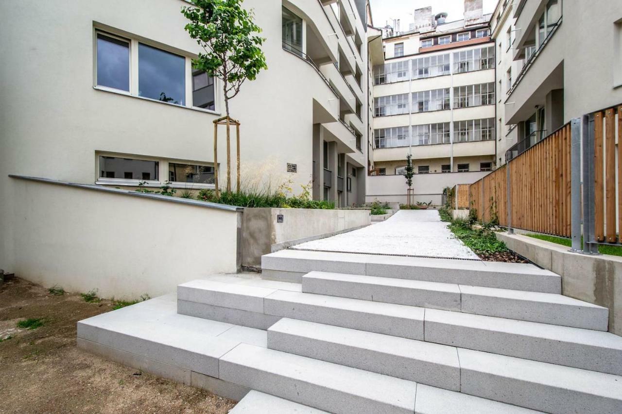 Design 3Bdr Apartment In Residence, Free Parking Prague Exterior photo