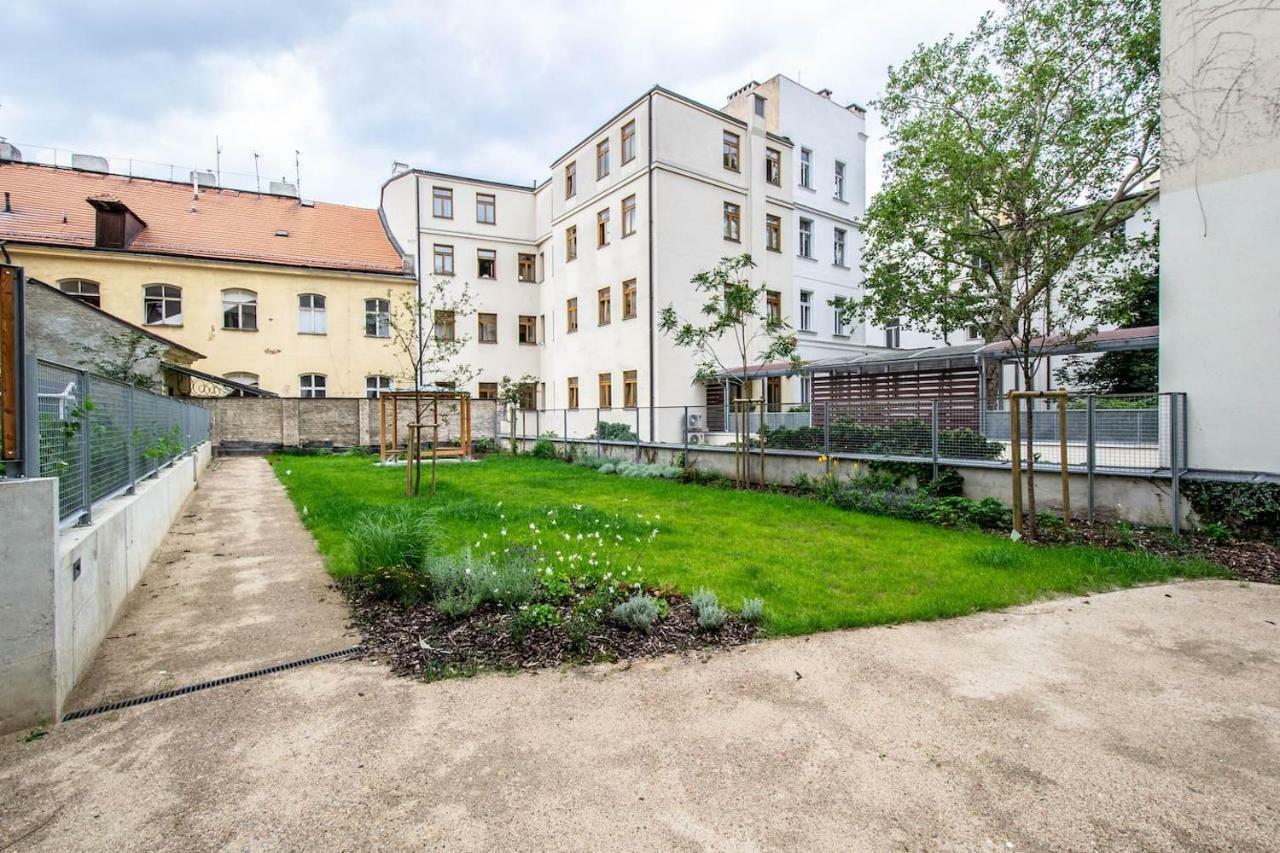 Design 3Bdr Apartment In Residence, Free Parking Prague Exterior photo